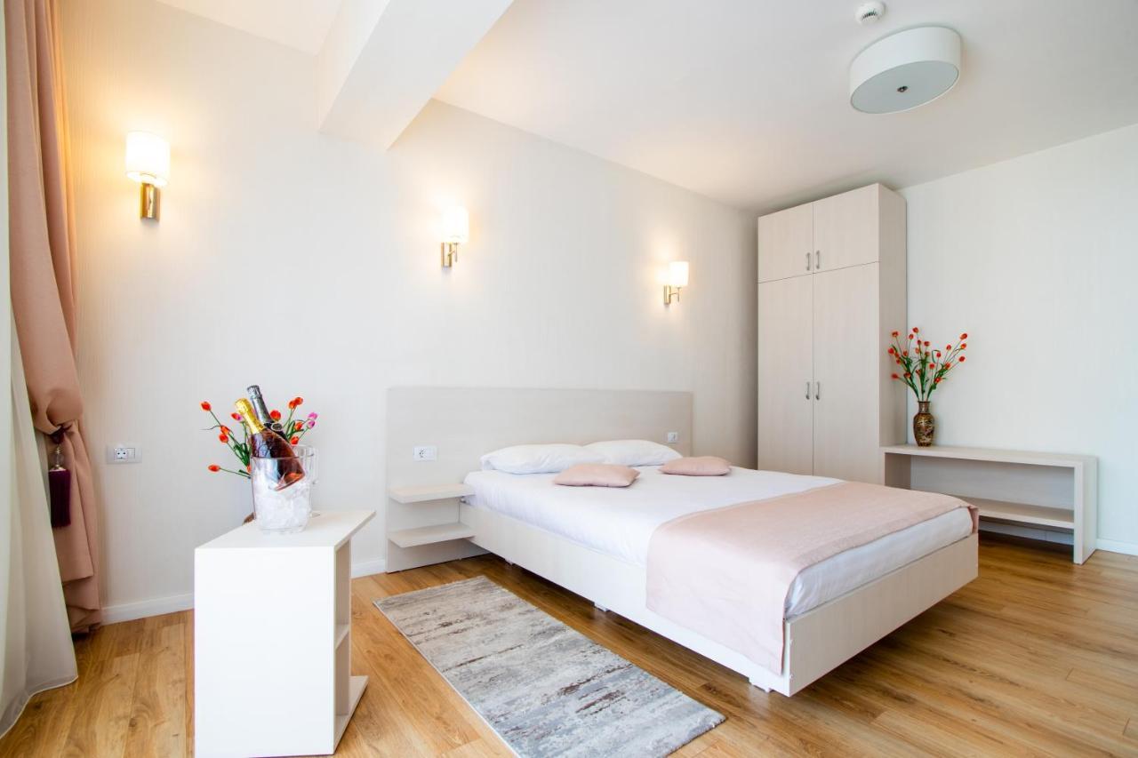 Hotel Bulevard Râmnicu Vâlcea Exteriér fotografie