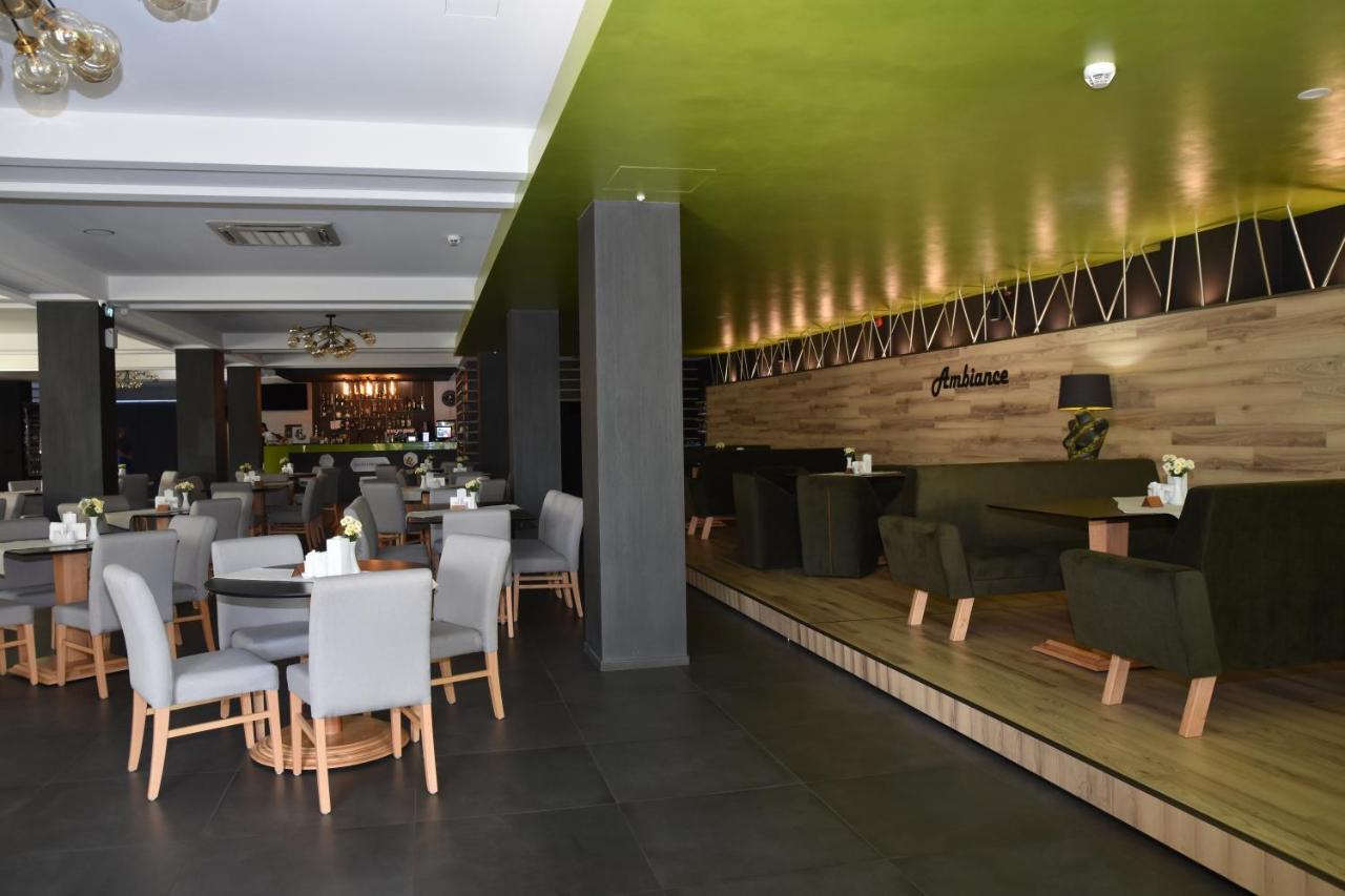 Hotel Bulevard Râmnicu Vâlcea Exteriér fotografie